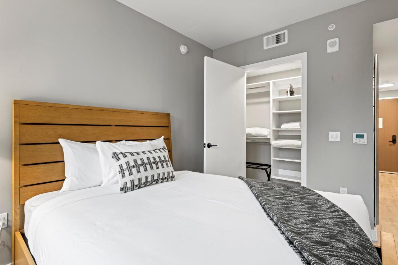 Coda On Half, A Placemakr Experience - Navy Yard Washington Exterior photo