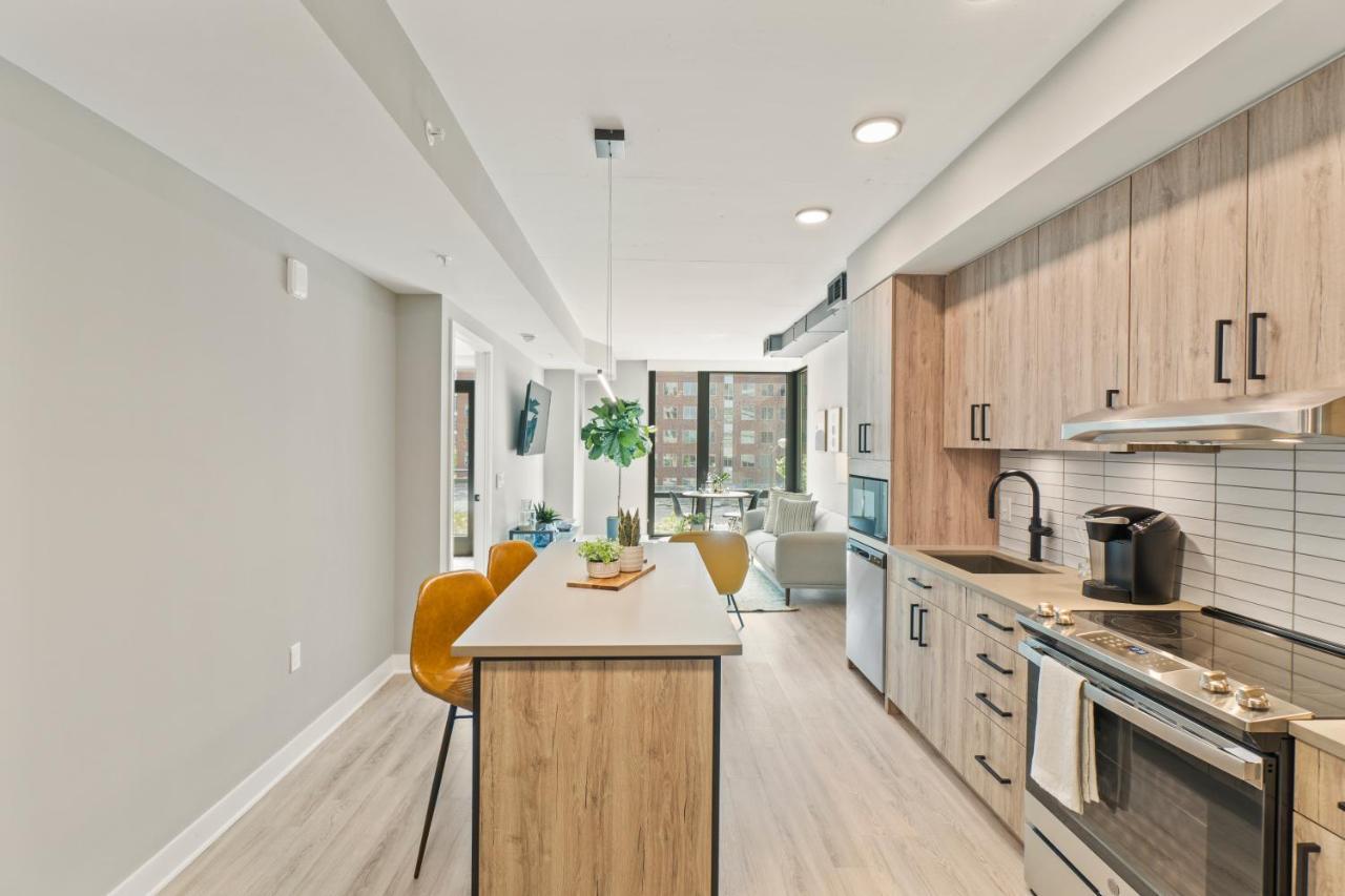 Coda On Half, A Placemakr Experience - Navy Yard Washington Exterior photo