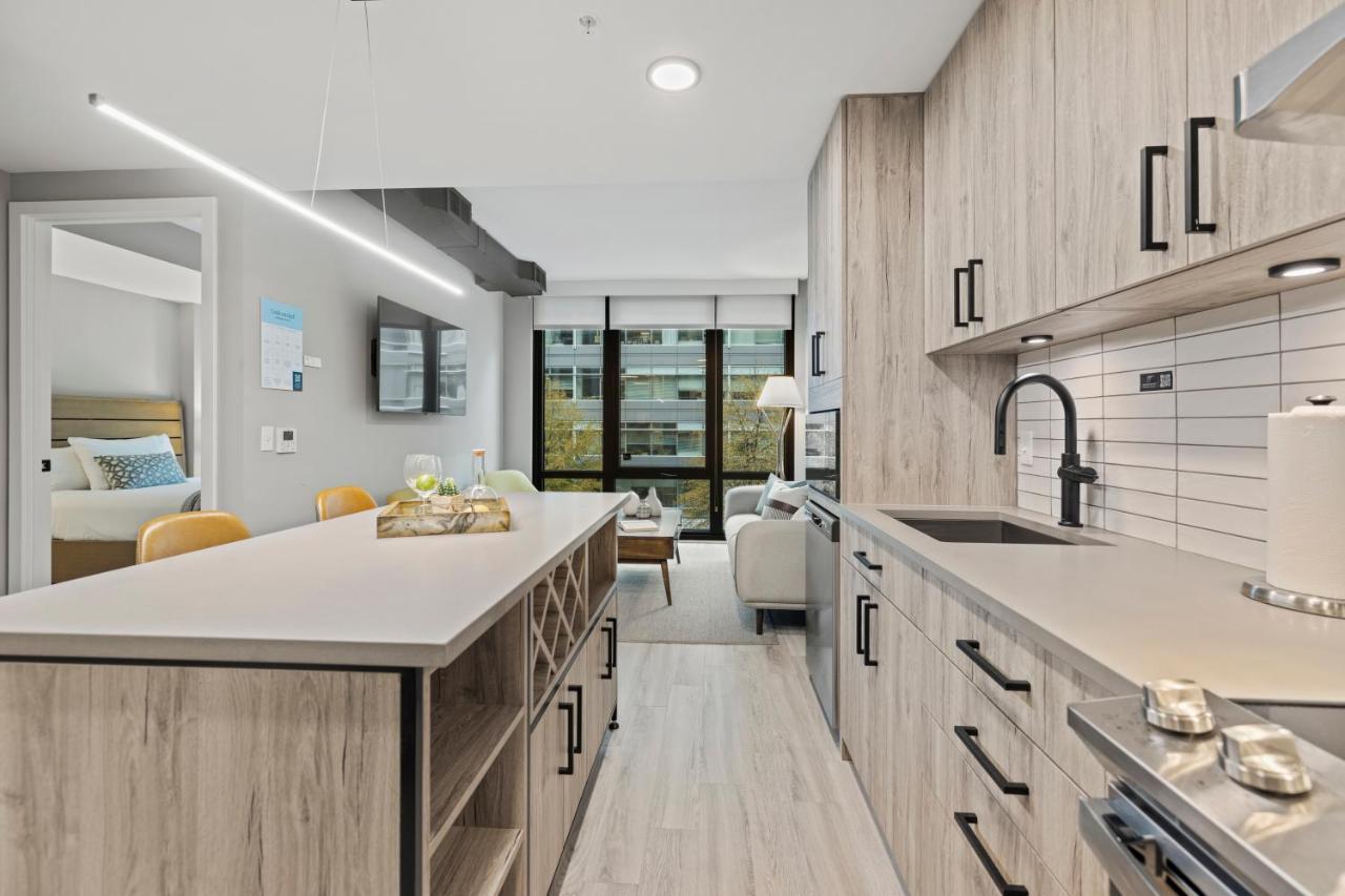 Coda On Half, A Placemakr Experience - Navy Yard Washington Exterior photo